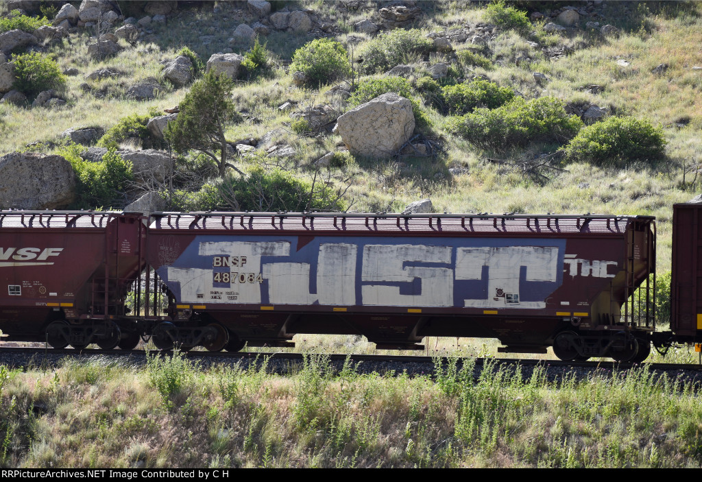 BNSF 487084